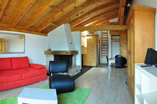 Wohnzimmer - Ferienwohnung 'Casa Ansiel' in Falera